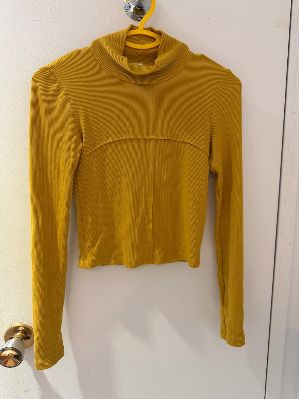 Wilfred Mustard Long-Sleeve Ribbed Mock Neck Top